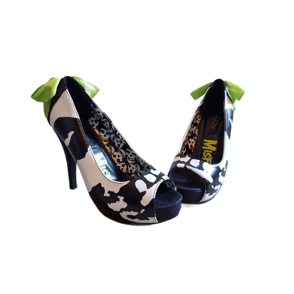Iron Fist Shoes - Iron Fist -Misfits Fiend Club heels with Green bow